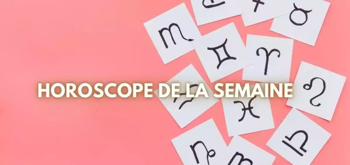 Papiers avec les signes du zodiaque sur fond rose et les lettres ''Horoscope de la Semaine''
